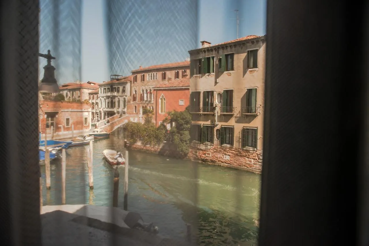 Ca' Luciano, Wonderful View Apartment Venice 0*,  Italy